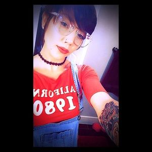 Meet your Posher, Rebecca